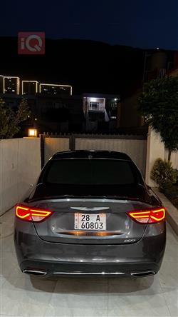 كرايسلر 200